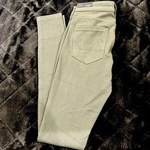 NWT Liverpool Abby Silky Skinny